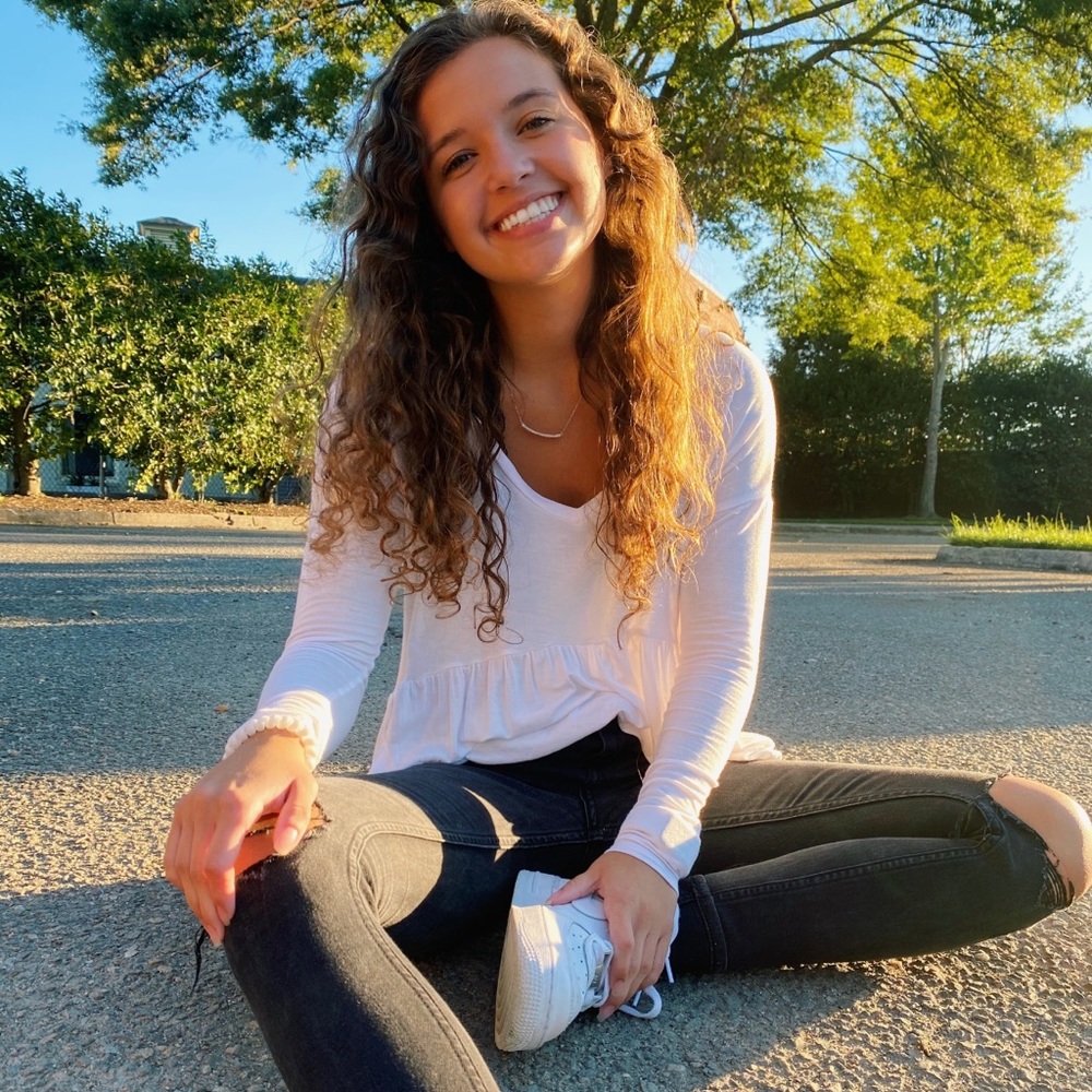 Meet your Posher, Madelyn